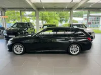 Gebraucht BMW 320 M Sport 190 PS (139 kW) 2025 Schwarz Kombi
