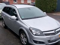 Gebraucht Opel Astra 125 PS (91 kW) 2010 Silber Kombi