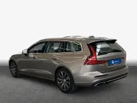 Gebraucht Volvo V60 Inscription 250 PS (183 kW) 2019 Grau Kombi