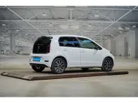 Usata VW up! Active 65 CV (47 kW) 2021 Bianco Utilitaria