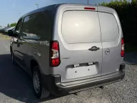 Neu Opel Combo 131 PS (96 kW) 2026 Grau Van / Kleinbus