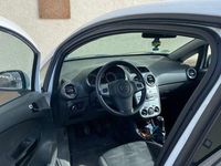 Gebraucht Opel Corsa Color Edition 86 PS (63 kW) 2011 Weiß Kleinwagen