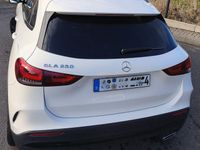 Gebraucht Mercedes GLA250 AMG line 224 PS (164 kW) 2021 Weiß SUV