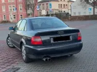 Używany Audi A4 150 KM (110 kW) 1996 Czarny Sedan/Limuzyna