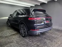 Gebraucht Porsche Cayenne S 441 PS (324 kW) 2019 Schwarz SUV