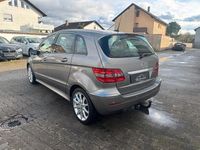 Gebraucht Mercedes E200 193 PS (141 kW) 2006 Grau Limousine