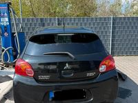 Second-hand Mitsubishi Space Star 80 CP (58 kW) 2015 Negru Berlinǎ