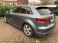 Gebraucht Audi A3 S-Line 179 PS (131 kW) 2015 Grau Limousine