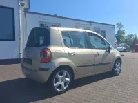Używany Renault Modus 112 KM (82 kW) 2007 Złoty Minivan