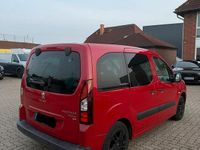 Gebraucht Peugeot TePee 92 PS (67 kW) 2014 Van / Kleinbus