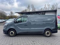 Gebraucht Renault Trafic Komfort 150 PS (110 kW) 2022 Grau Van / Kleinbus