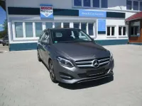 Gebraucht Mercedes B220 Edition 184 PS (135 kW) 2018 Mountaingrau  met. Kleinwagen