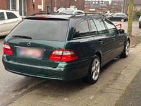 Gebraucht Mercedes E320 224 PS (164 kW) 2005 Grün Kombi