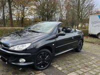 Gebraucht Peugeot 206 CC 109 PS (80 kW) 2004 Schwarz Cabrio