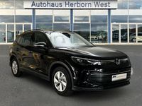 Gebraucht VW Tiguan Life 150 PS (110 kW) 2025 Grenadillschwarz metallic SUV