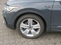 Gebraucht VW Tiguan Elegance 150 PS (110 kW) 2023 Grau SUV