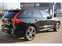 gebraucht Volvo XC60 B5 R-Design AWD !STANDHZG+EL.SITZE+PANO+ACC