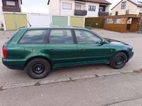 Gebraucht Audi A4 125 PS (91 kW) 1998 Grün Kombi