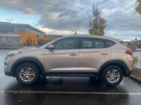Gebraucht Hyundai Tucson 132 PS (97 kW) 2018 Beige SUV