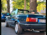 Gebraucht BMW 325 170 PS (125 kW) 1986 Blau Cabrio