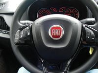 Gebraucht Fiat Doblò 95 PS (69 kW) 2021 Weiß Van / Kleinbus