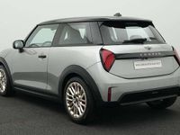 Gebraucht Mini Cooper Favoured 156 PS (114 kW) 2024 Grau Kleinwagen