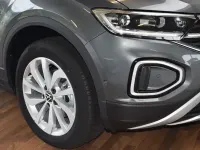 Neu VW T-Roc Style 150 PS (110 kW) 2025 Indiumgrau metallic SUV