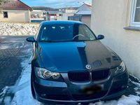 Gebraucht BMW 320 150 PS (110 kW) 2005 Grau Limousine