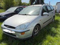 Second-hand Ford Focus 100 CP (73 kW) 2000 Argintiu Break