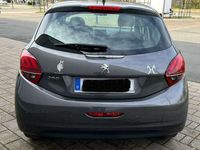 gebraucht Peugeot 208 PureTech 82 Style