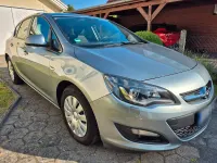 Gebraucht Opel Astra Energy 140 PS (102 kW) 2014 Silber Limousine