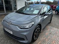 Gebraucht VW ID.3 Pro Performance 150 kW (204 PS) 2023 Mondsteingrau Kleinwagen