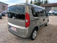 Używany Opel Combo Selection 90 KM (66 kW) 2014 Brązowy Minivan
