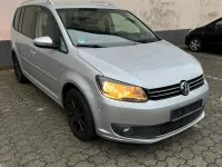 Gebraucht VW Touran Edition 140 PS (102 kW) 2014 Andere farben Van / Kleinbus