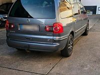 Gebraucht VW Sharan 140 PS (102 kW) 2009 Grau Van / Kleinbus