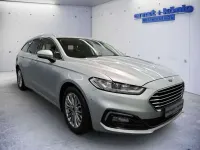 Gebraucht Ford Mondeo Titanium 150 PS (110 kW) 2022 Moondust silver (metallic) Kombi