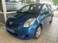 Gebraucht Toyota Yaris Cool 87 PS (63 kW) 2006 Blau Kleinwagen