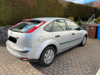 Second-hand Ford Focus 101 CP (74 kW) 2006 Argintiu Hatchback
