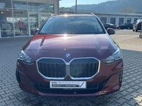 Gebraucht BMW 220 Active Tourer 156 PS (114 kW) 2025 Rot Van / Kleinbus