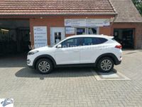 Gebraucht Hyundai Tucson Advantage 177 PS (130 kW) 2016 Weiß SUV
