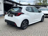 gebraucht Toyota Yaris Hybrid Club Automatik