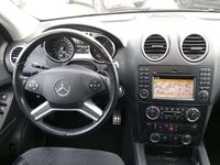 gebraucht Mercedes ML450 4.0 CDI 4MATIC+AMG+AHK+KAMERA+SD GLAS+BI-XENON+LUF