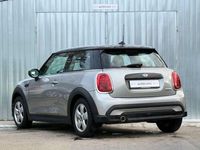 Gebraucht Mini Cooper Essential 136 PS (100 kW) 2022 Melting silver iii Kleinwagen