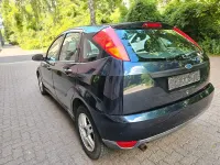 Gebraucht Ford Focus 115 PS (84 kW) 2001 Blau Kleinwagen
