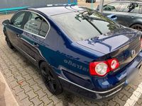 Gebraucht VW Passat 150 PS (110 kW) 2005 Blau Limousine