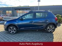 Gebraucht Dacia Sandero Celebration 90 PS (66 kW) 2019 Blau SUV