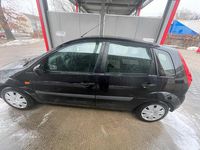 Gebraucht Ford Fiesta 80 PS (58 kW) 2007 Blau Kleinwagen