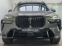 Gebraucht BMW X7 M Sport 352 PS (258 kW) 2025 (0c3d) manhatten metallic SUV