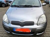 gebraucht Toyota Yaris 1.0 VTT-I Manual 48 KW