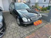 Gebraucht Mercedes E200 163 PS (119 kW) 2005 Schwarz Limousine